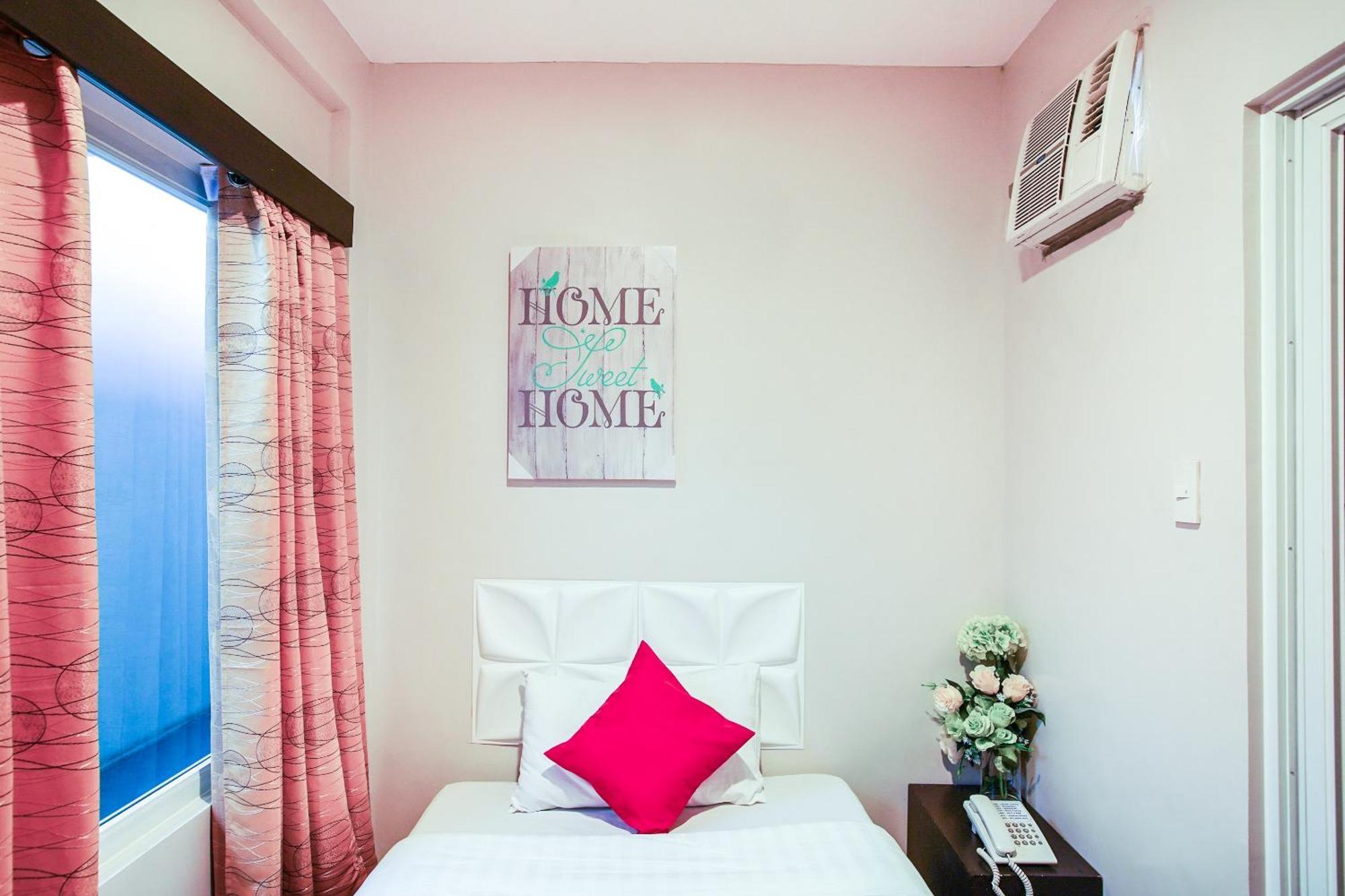 Oyo 489 Casa Mia Hotel Suites General Santos City Eksteriør billede