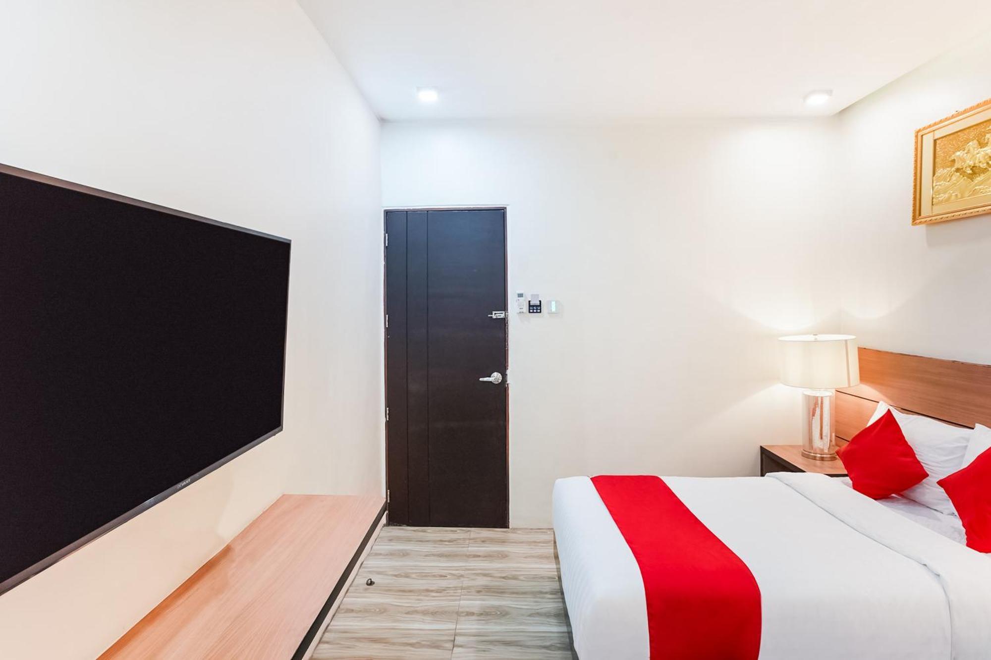 Oyo 489 Casa Mia Hotel Suites General Santos City Eksteriør billede