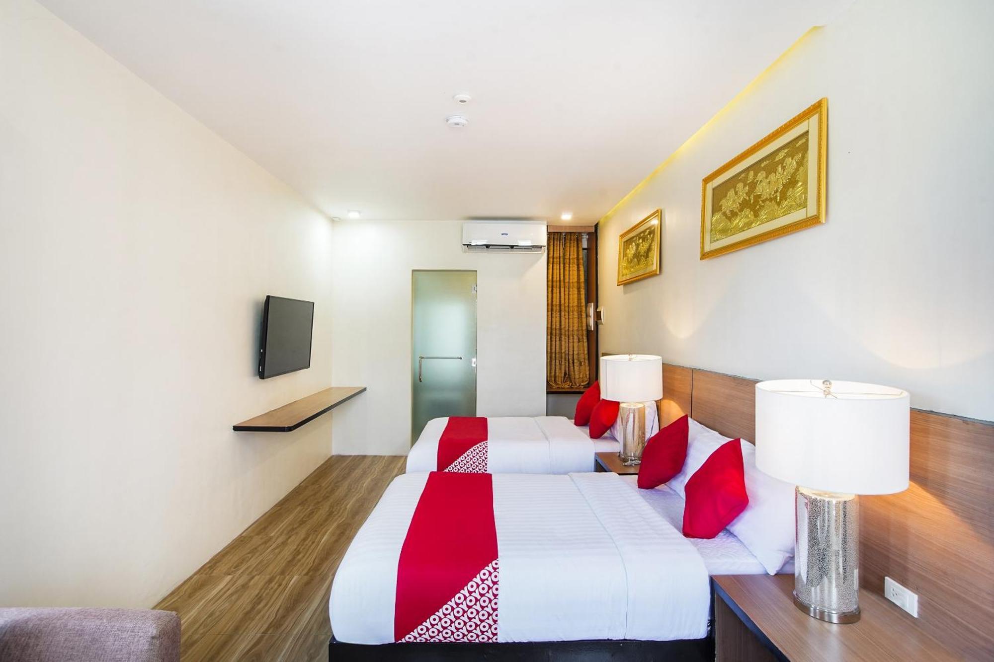 Oyo 489 Casa Mia Hotel Suites General Santos City Eksteriør billede