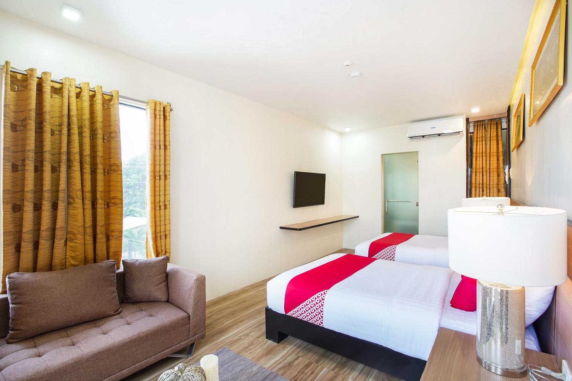 Oyo 489 Casa Mia Hotel Suites General Santos City Eksteriør billede
